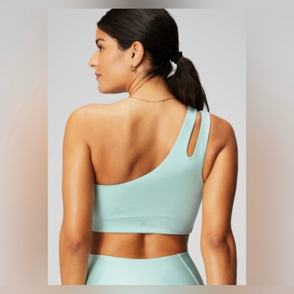 Fabletics Asymmetrical Double Strap MIdi Sports Bra Size Small - Picture 2 of 4